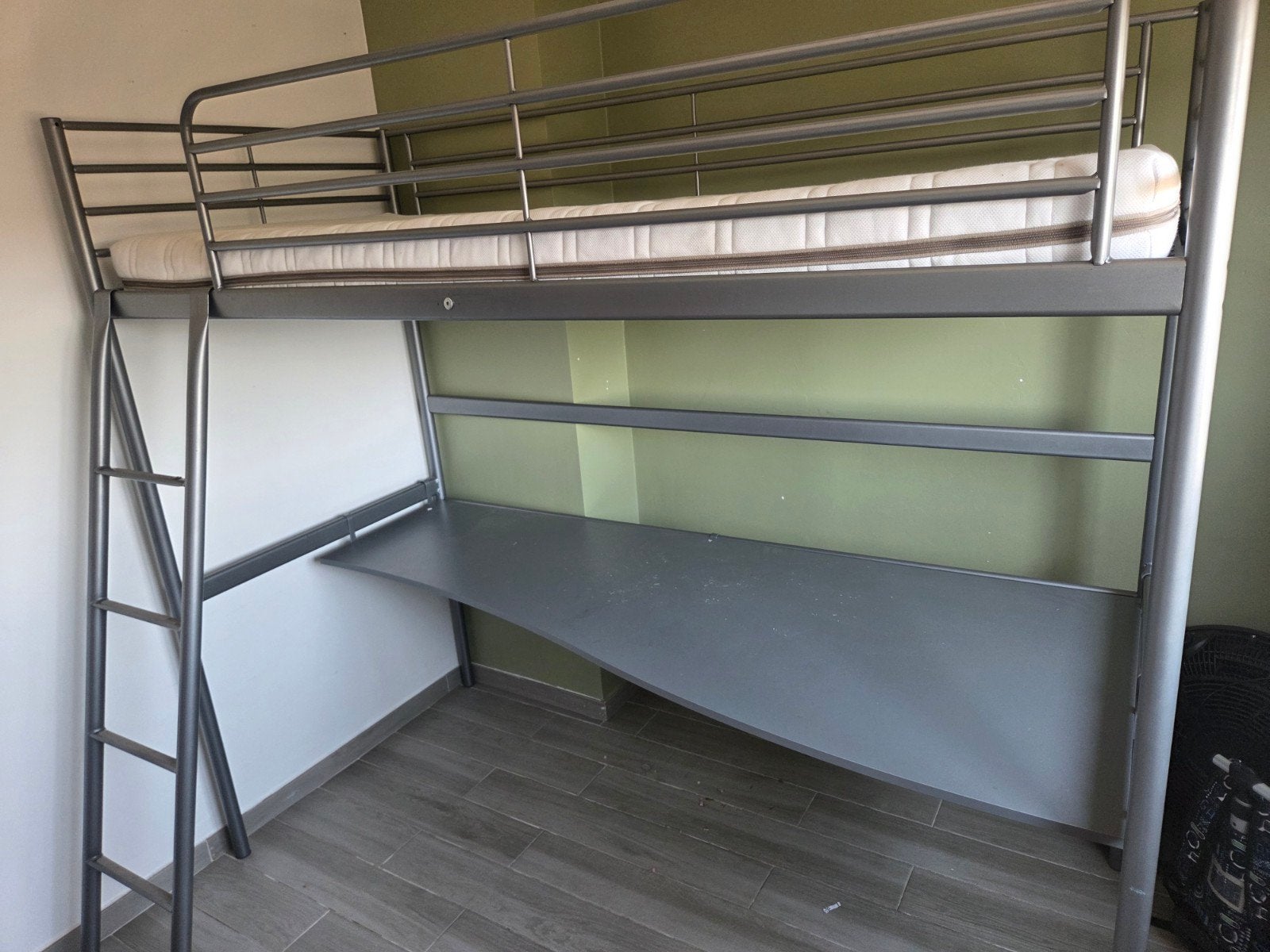 lit mezzanine, Lit mezzanine