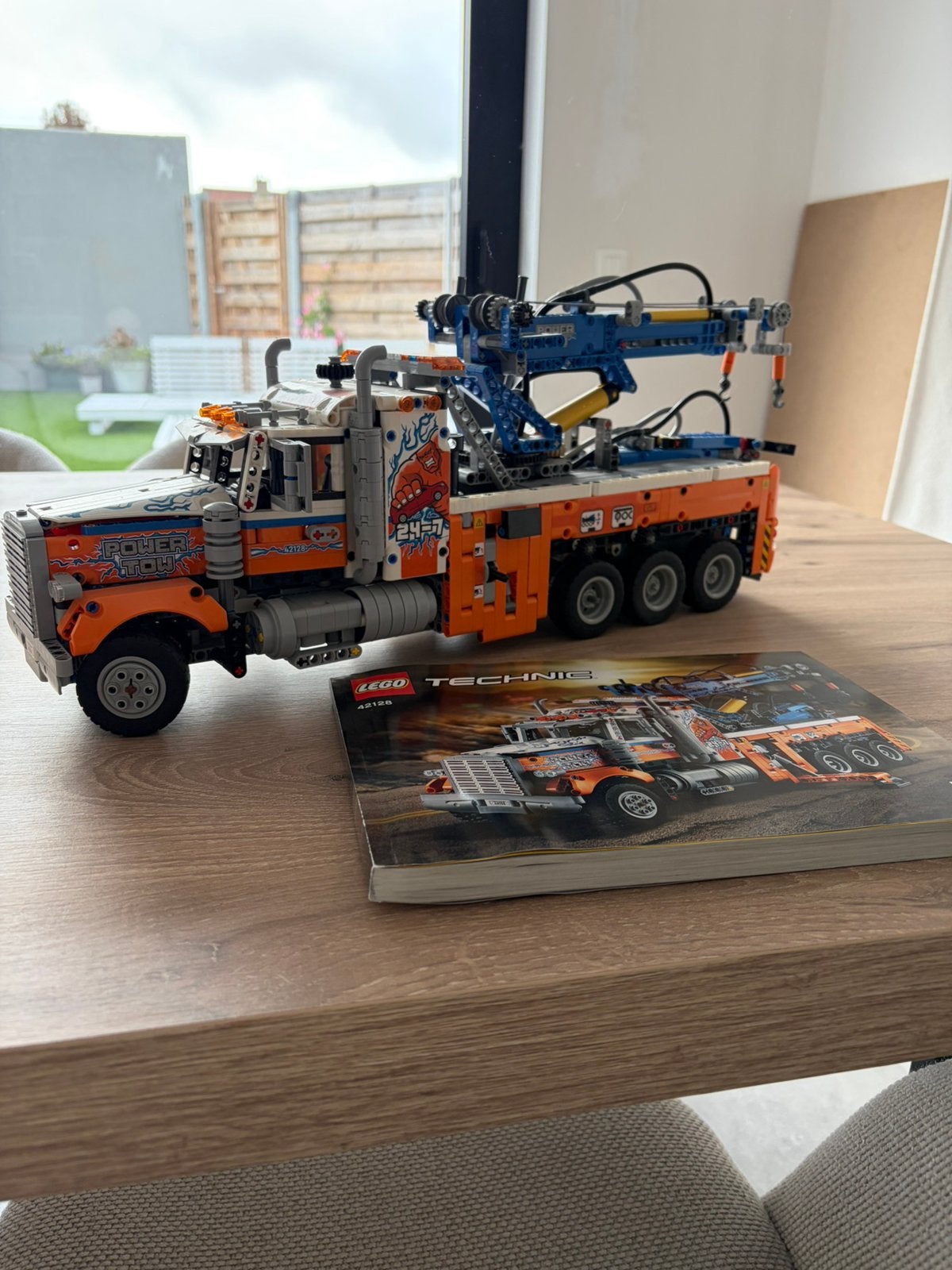 Lego technic 42128 robuuste sleepwagen, Ophalen, Lego, Zo goed als nieuw, Compleet