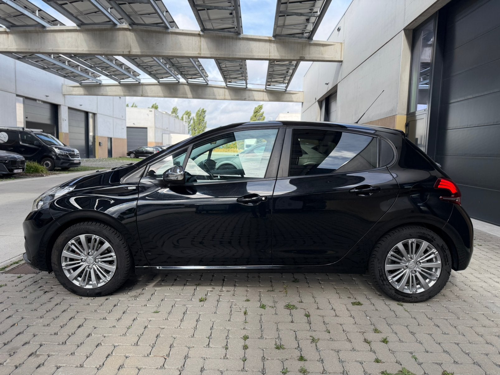 Peugeot 208 208 1.2i PureTech Style, Alarme, Achat, Euro 6, Entreprise