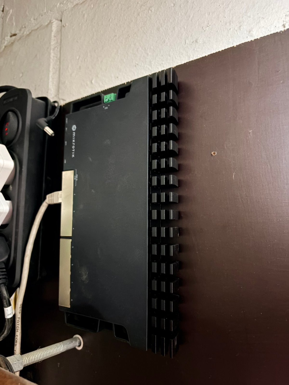 Firewall mikrotik RB5009UG+S+IN, Enlèvement, Comme neuf, Routeur
