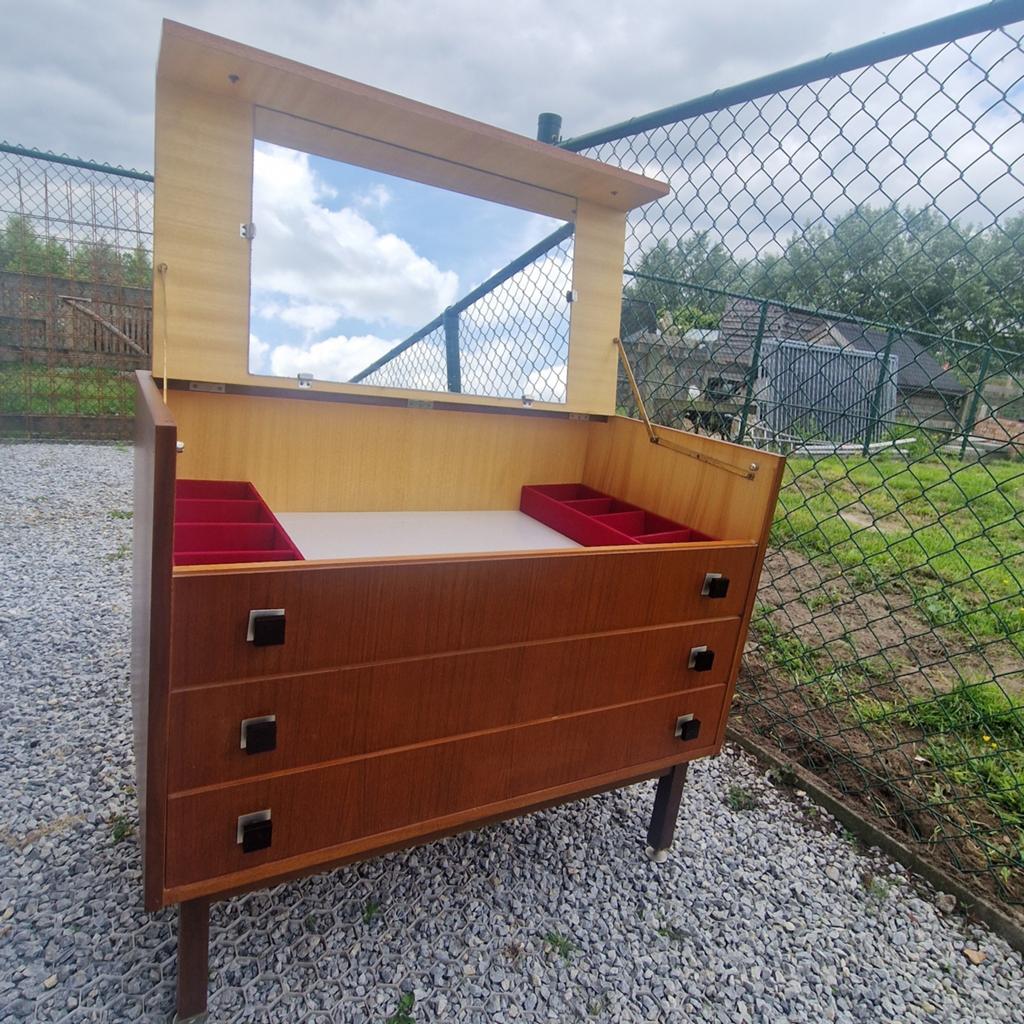 Kaptafel en ladekast in één, jaren 60 . Spiegelkast opmaak, Enlèvement ou Envoi, Retro vintage design