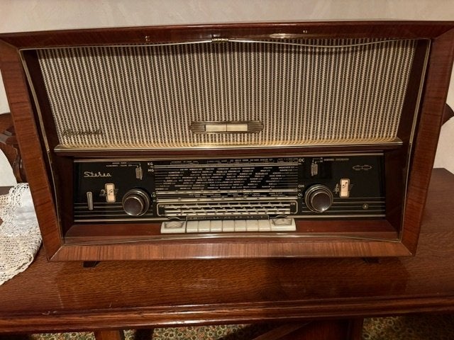 Radio ancienne Radiobell 741, Antiquités & Art, Enlèvement