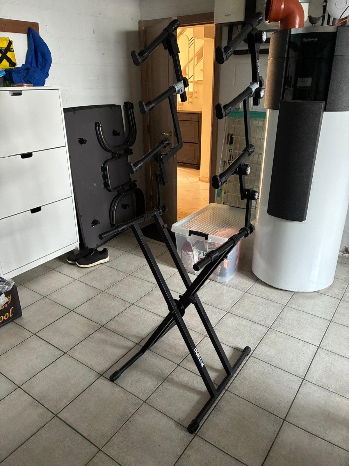 Quicklok multiple keyboard / synth stand voor 4 synths, Muziek en Instrumenten, Ophalen, Zo goed als nieuw