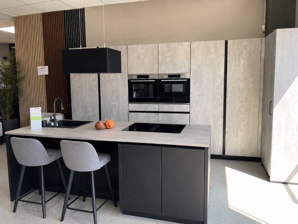 Cuisine sur mesure Avec LED Gris Béton avec îlot, Maison & Meubles, Neuf, Avec porte(s), 300 cm ou plus, Enlèvement