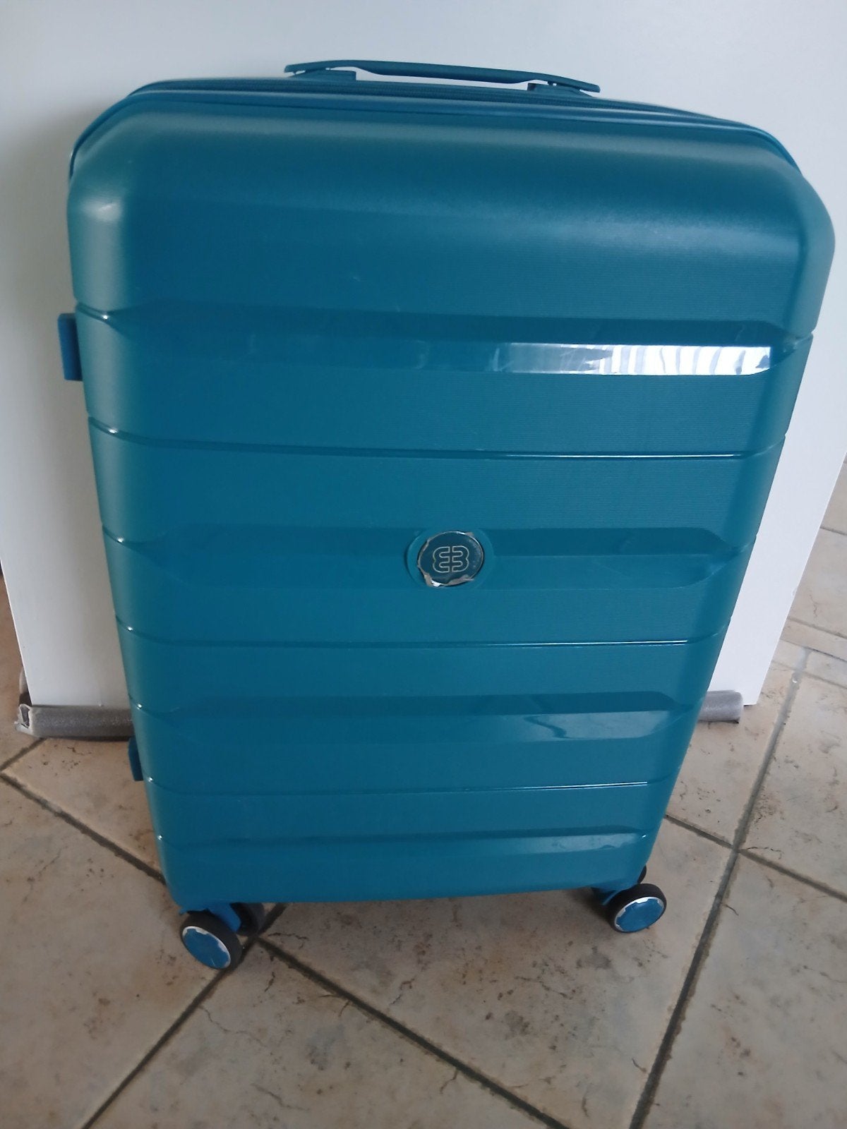 Stevige grote 4 wielen reiskoffer . Nieuwstaat, Ophalen, Hard kunststof, Zo goed als nieuw, 70 cm of meer