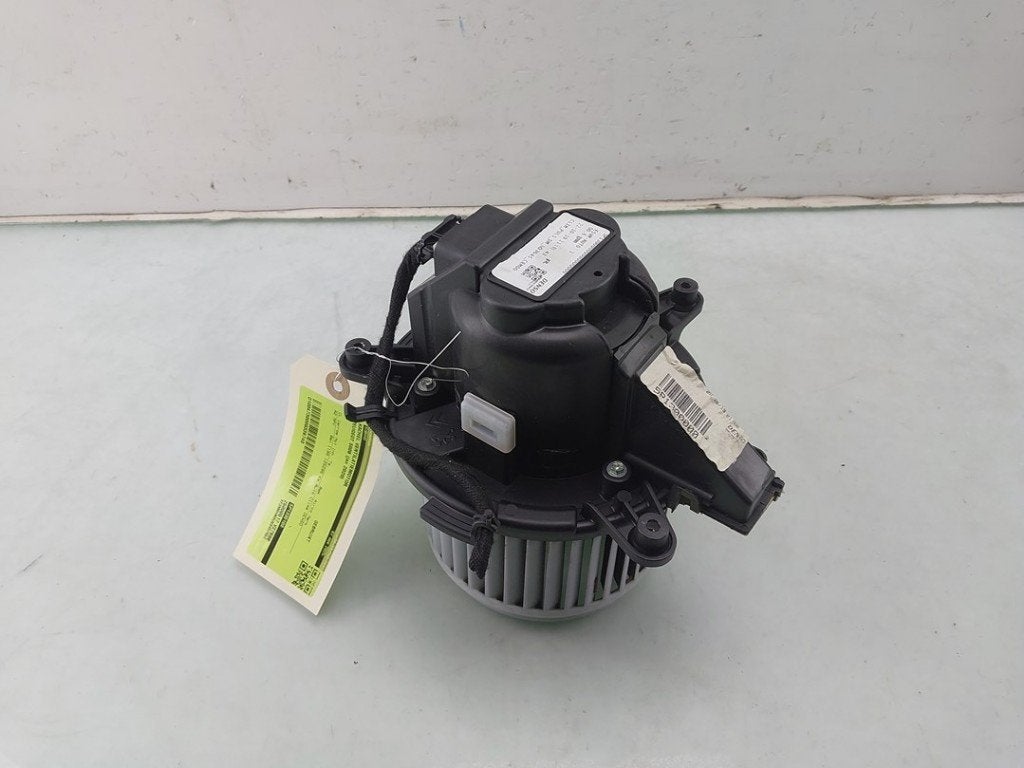 VENTILATEUR RADIATEUR MOTEUR 5008 II (M4 / MC / MJ / MR), DENSO EUROPE B.V., Info@denso.nl, Utilisé, Hogeweyselaan 165
1382 JL  Weesp, NL