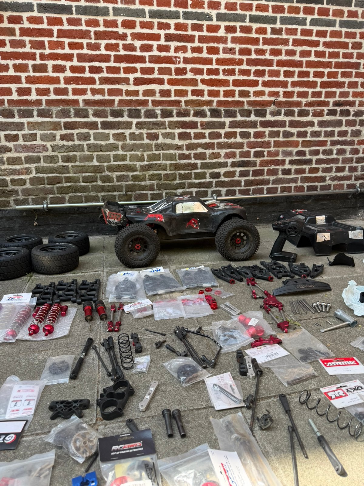 ARRMA Kraton 8S Upgrade Edition+MAX5 G2+800KV Motor + accu’s, Ophalen