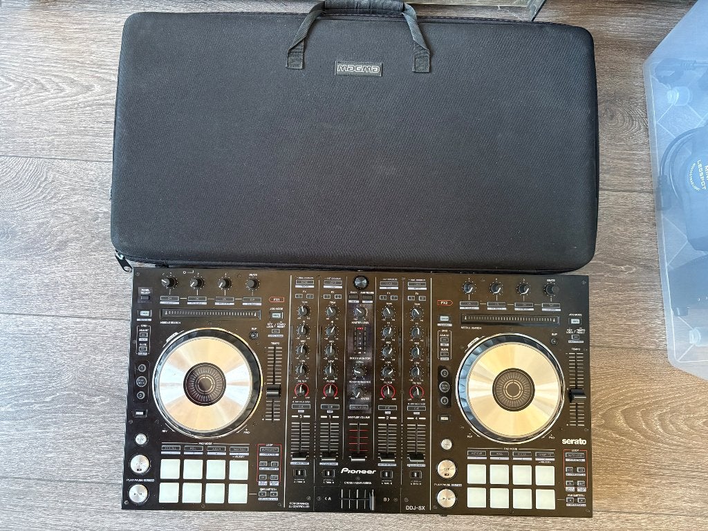 DDJ SX + Magma draagtas, Ophalen, Gebruikt