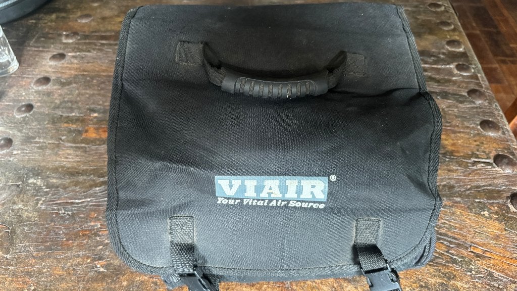 Viair portable compressor, Auto-onderdelen, Banden en Velgen, Ophalen