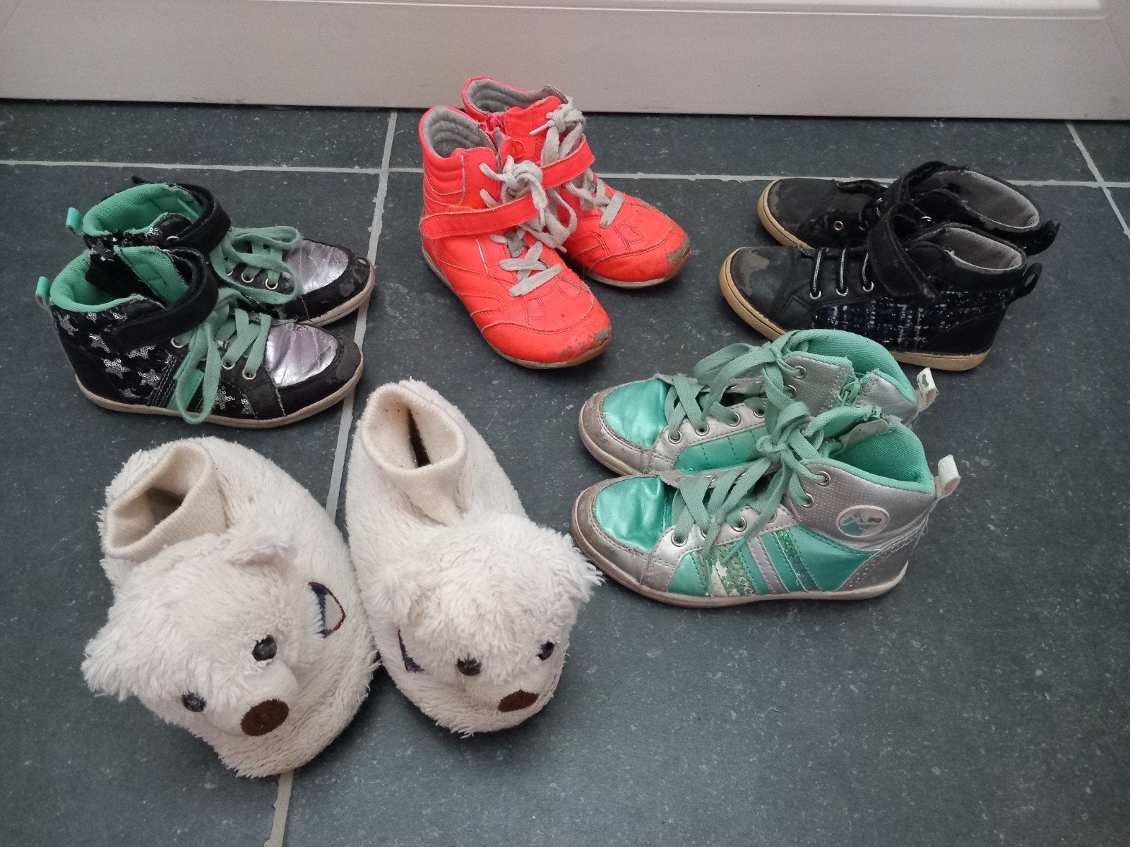 GRATIS speelschoenen m28, 29 en 30, Kinderen en Baby's, Ophalen