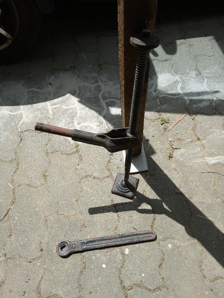 vintage cric à vis, Enlèvement