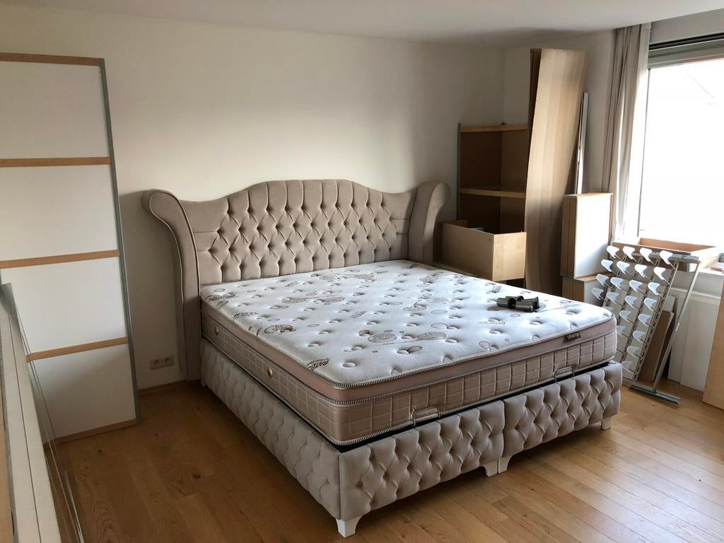 Kingsize bed 180 x 200 cm — complete set van hoge kwaliteit, Ophalen, Zo goed als nieuw, Tweepersoons, King Size