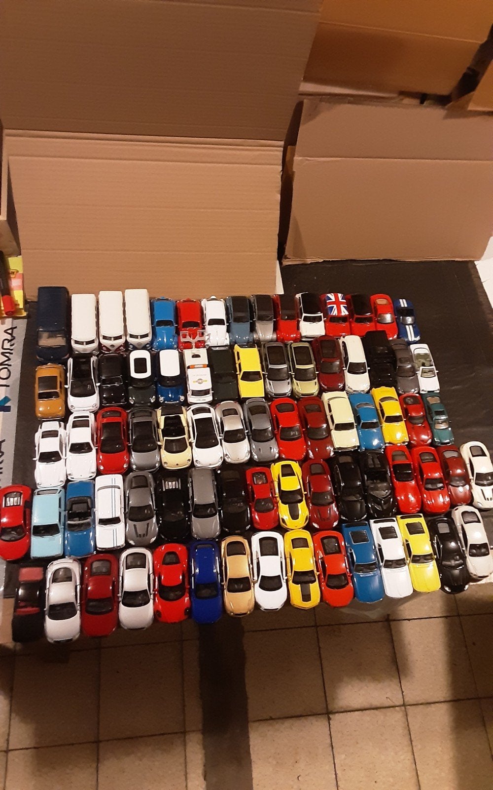 Lot WELLY 1/32 (77 PIÈCES), Hobby & Loisirs créatifs, Voitures miniatures | Échelles Autre, Enlèvement ou Envoi, Utilisé, Voiture