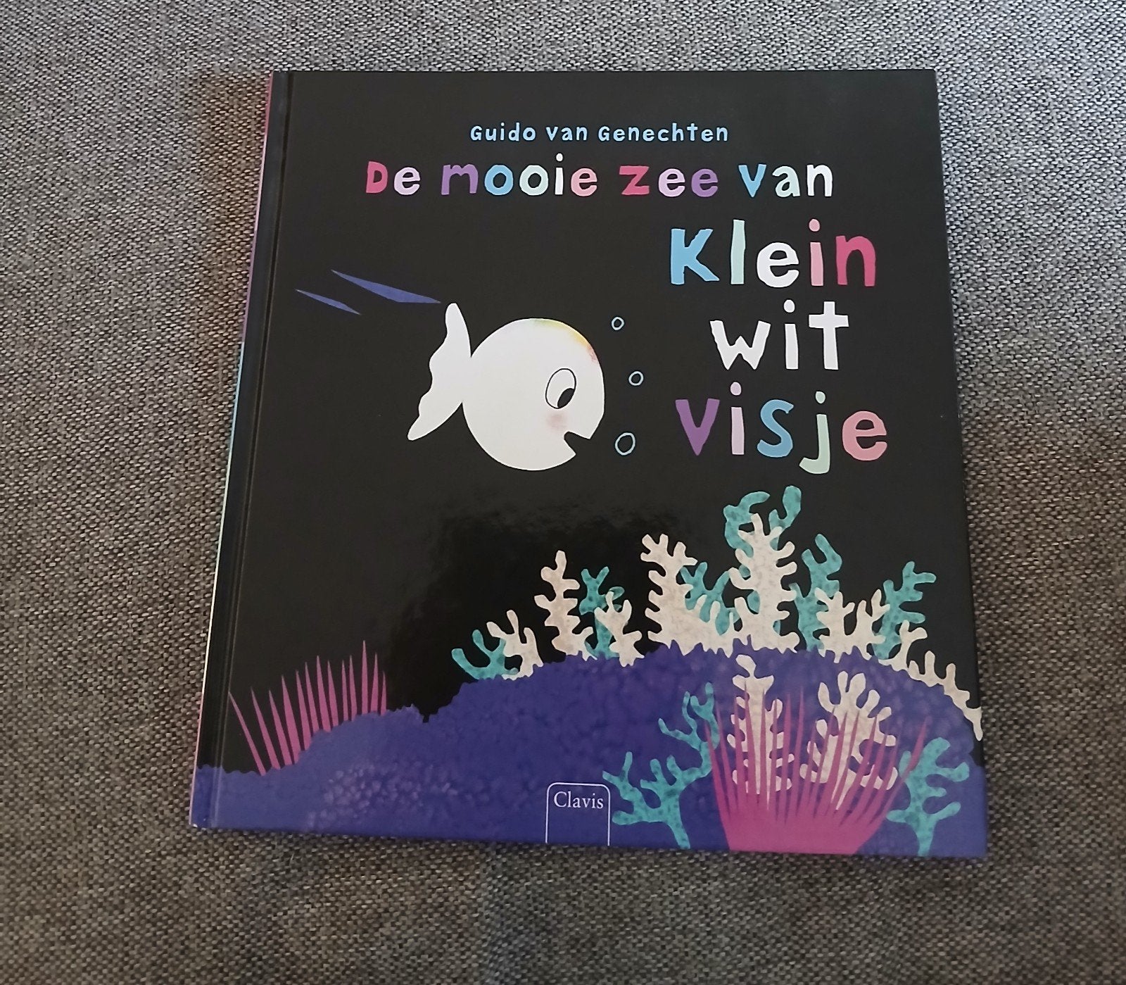 de mooie zee van klein wit visje, Ophalen of Verzenden, Zo goed als nieuw