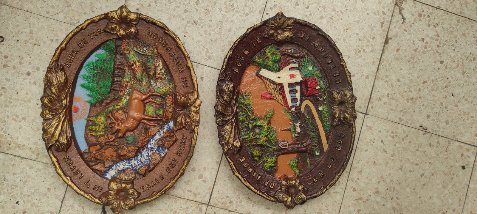 2 vintage wandborden met vlaamse spreuken 28,5cm., Ophalen of Verzenden
