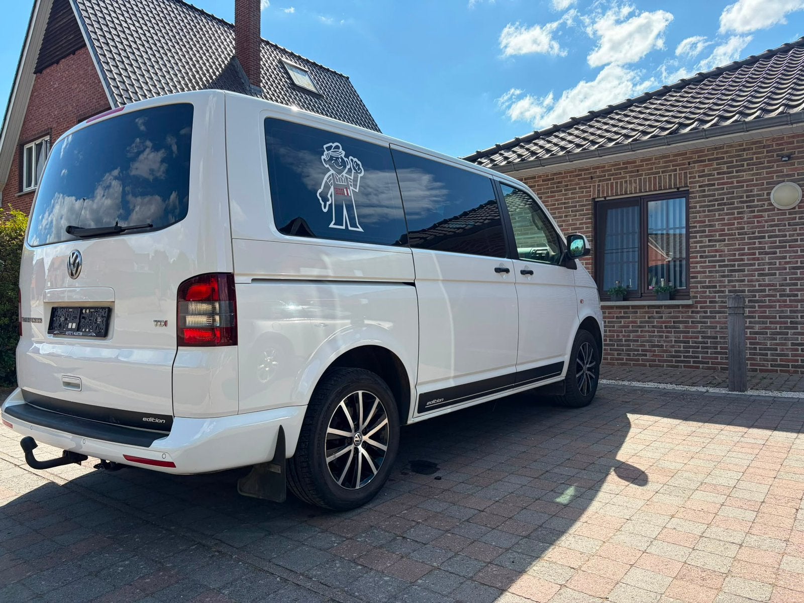 Emplacement du Volkswagen Transporter Edition 6, Bluetooth, Achat, Boîte manuelle, Diesel