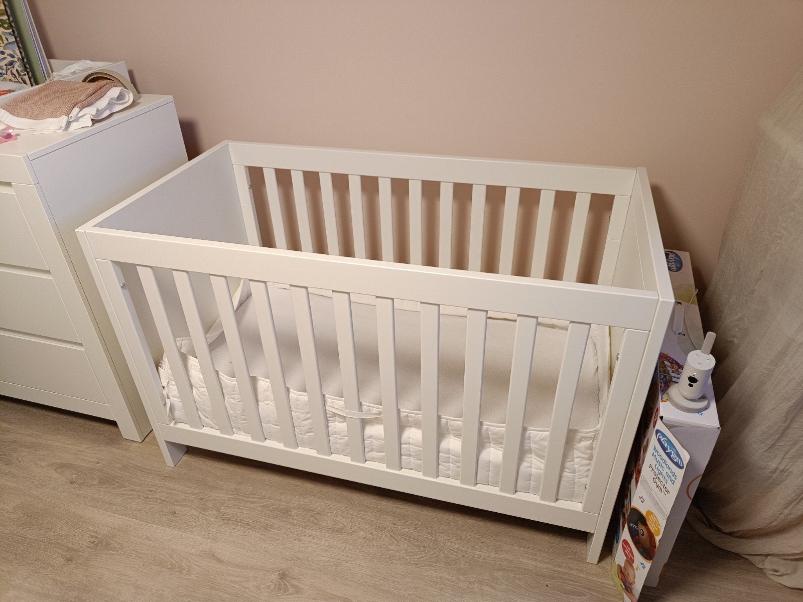 Babybed bopita 120x60 + aerosleep matras, Kinderen en Baby's, Ophalen