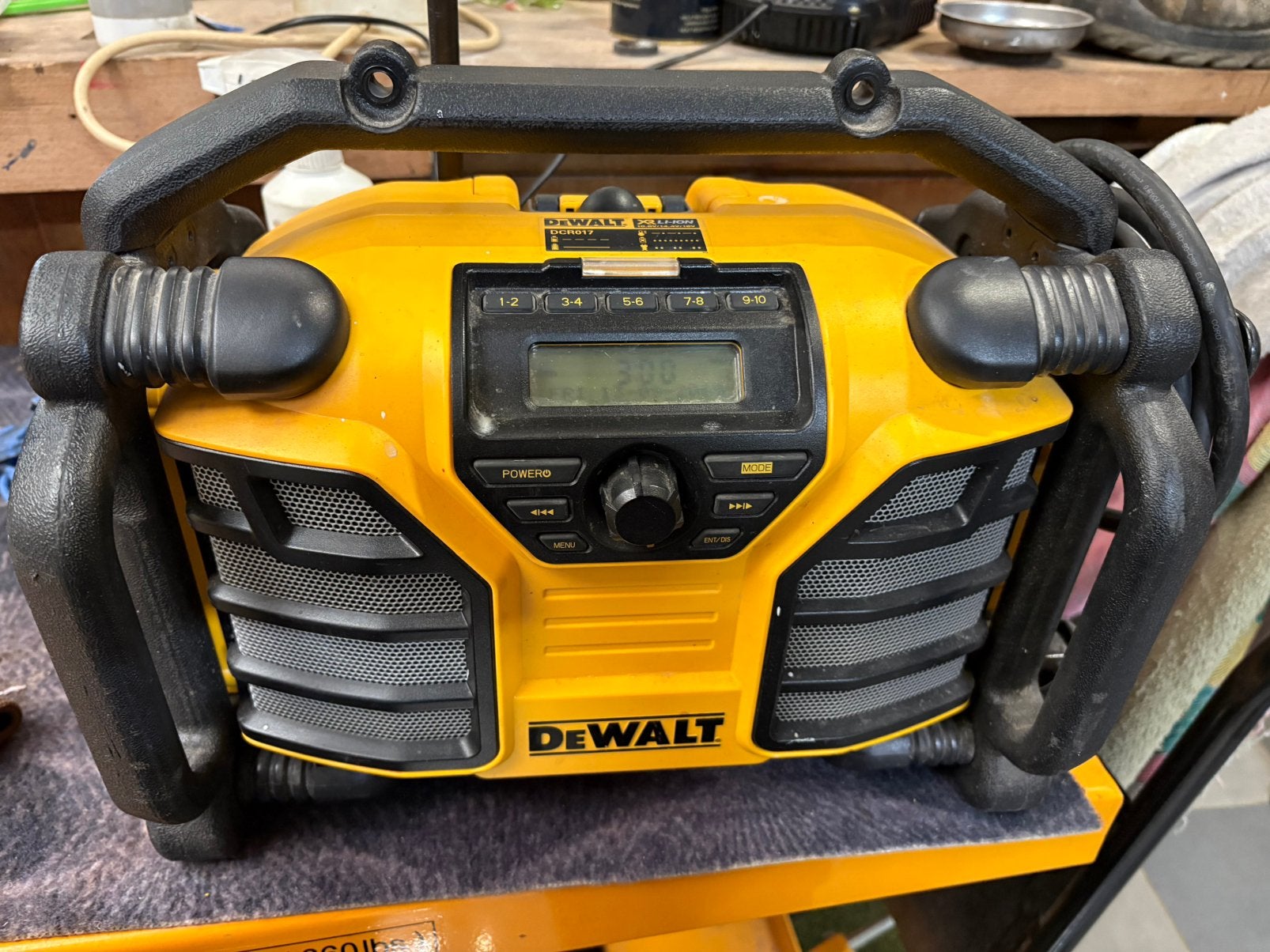 Radio/chargeur Dewalt DCR017, Comme neuf