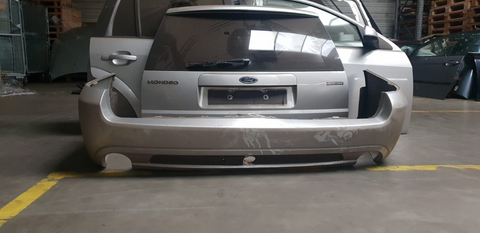 FORD MONDEO STATION ACHTERKLEP +SPOILER BJ 2001 TOT 2006, Gebruikt, -, Ophalen of Verzenden, Achter