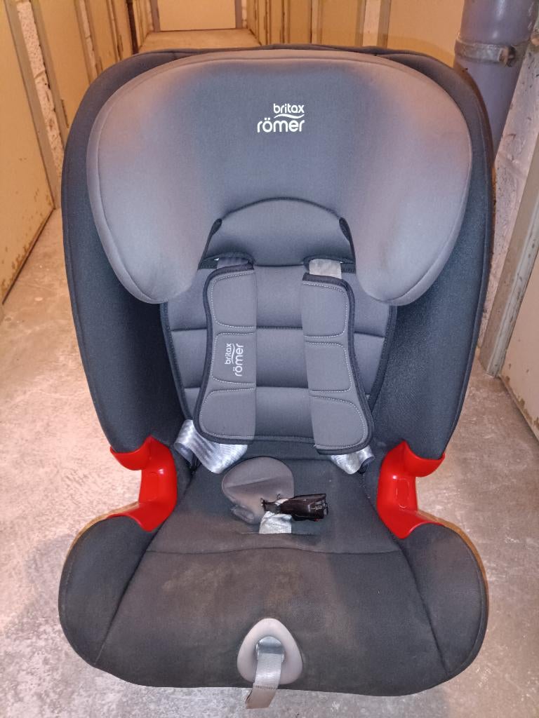 Siège auto Britax Römer Advansafix III SICT (9-36kg), Enfants & Bébés, Sièges auto, Romer, 9 à 36 kg, Enlèvement, Utilisé