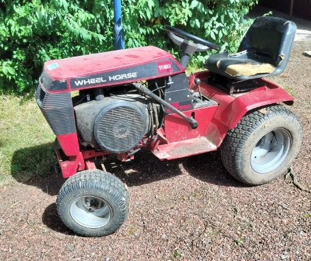 Old WheelHorseToro tractor+aanhanger -ideaal voor onderdelen, Ophalen