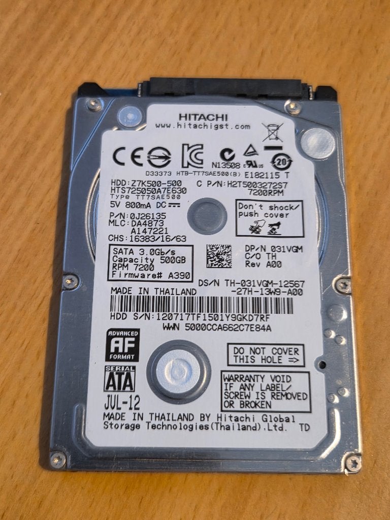 Hitachi HTS725050A7E630 500GB 2.5inch, Computers en Software, Intern, Ophalen of Verzenden, Zo goed als nieuw, Laptop