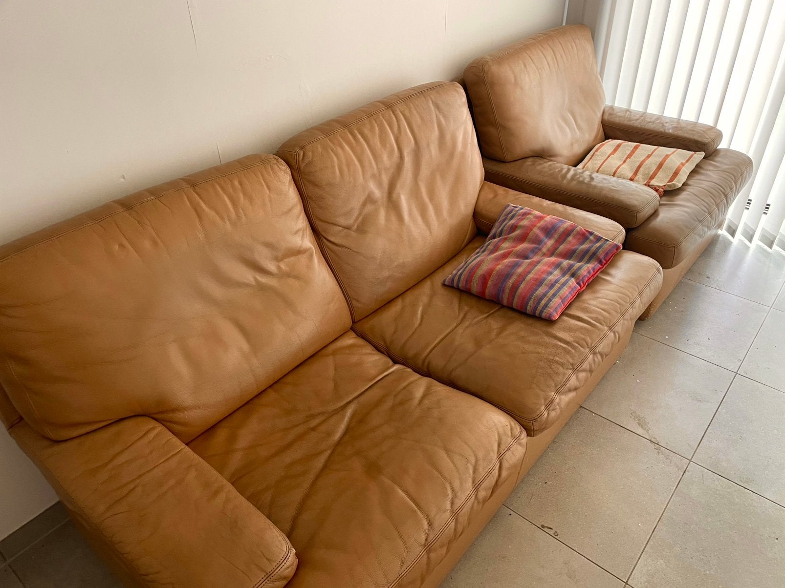 Authentieke lederen zetels – 2-zit + fauteuil, Huis en Inrichting, Ophalen, Leer