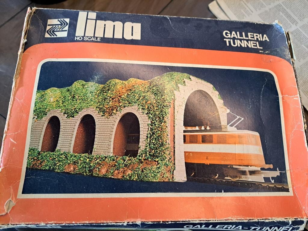Tunnel ferroviaire de Lima, Hobby & Loisirs créatifs, Trains miniatures | Échelles Autre, Autres marques, Analogique, Enlèvement