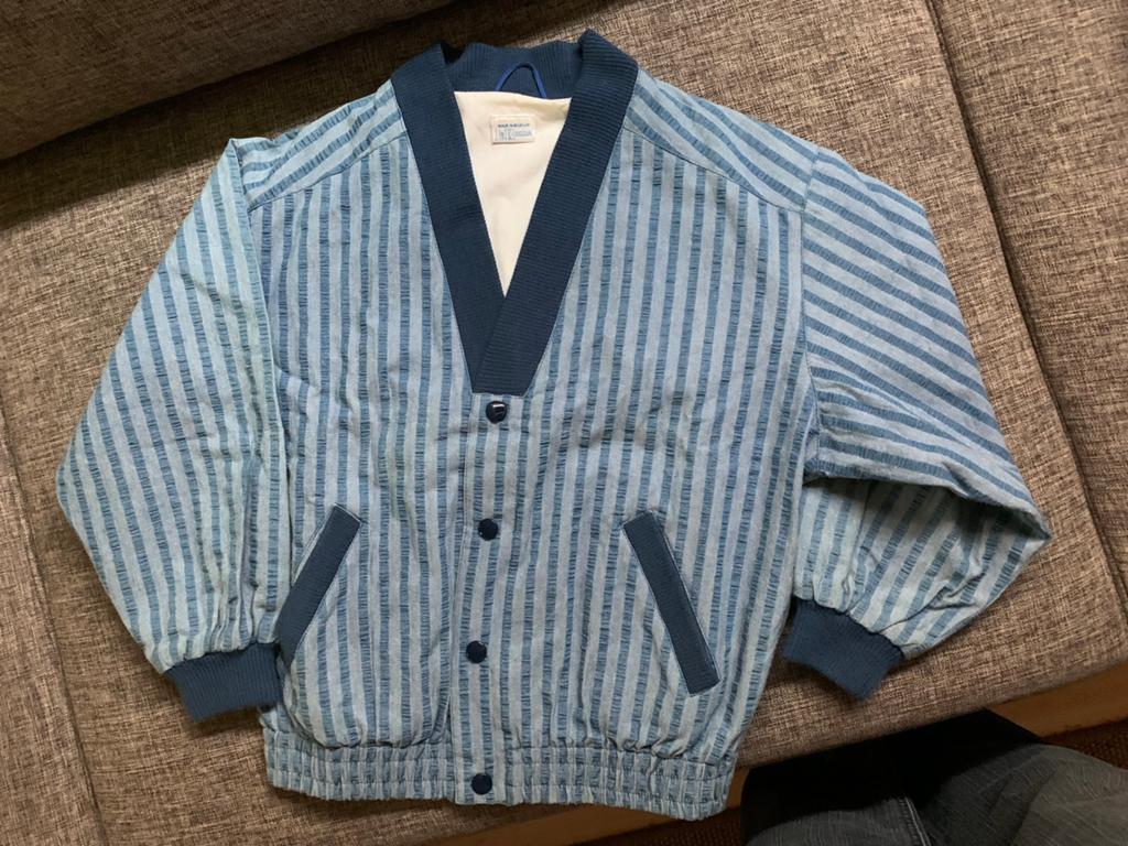 Vestje. 122, Ophalen of Verzenden, Zo goed als nieuw