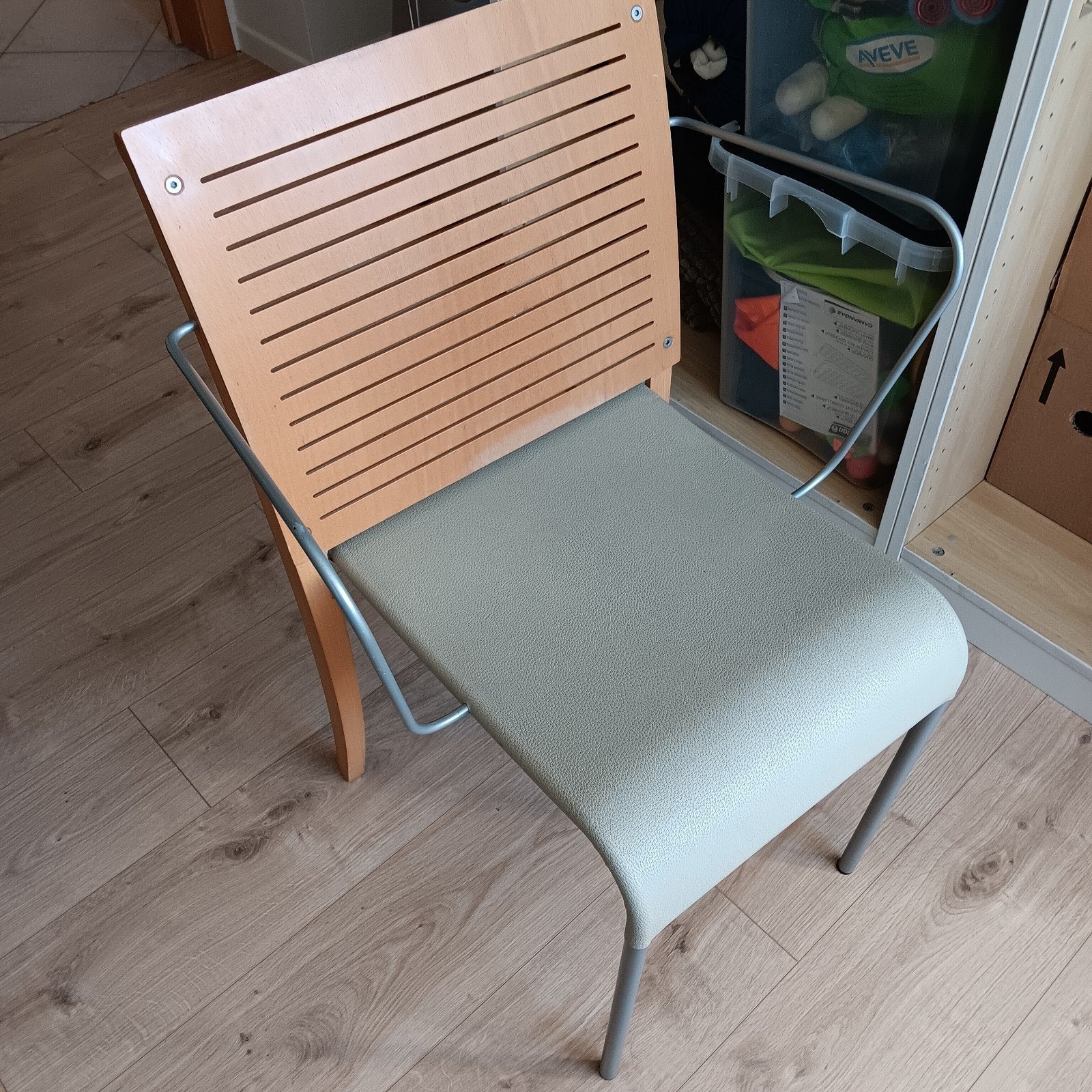 6 stoelen te koop, Ophalen