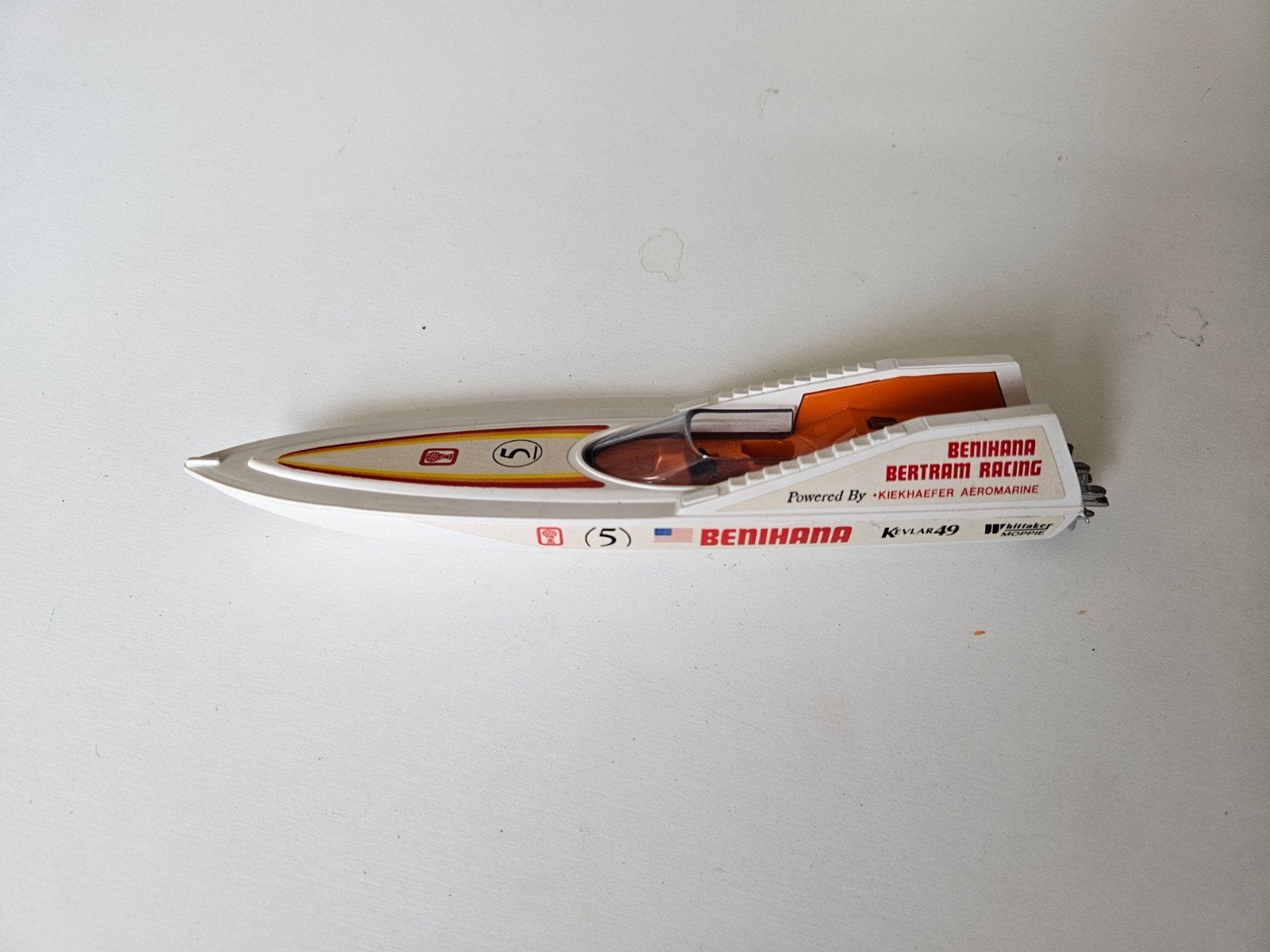 Vintage speelgoed bootje. '70, Hobby en Vrije tijd, Modelbouw | Boten en Schepen, Ophalen