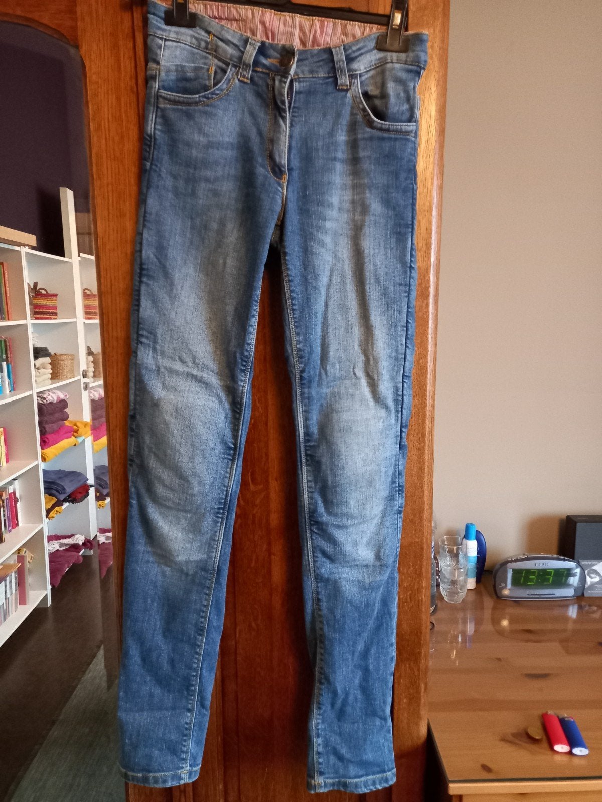 Motorjeansbroek dames, Ophalen