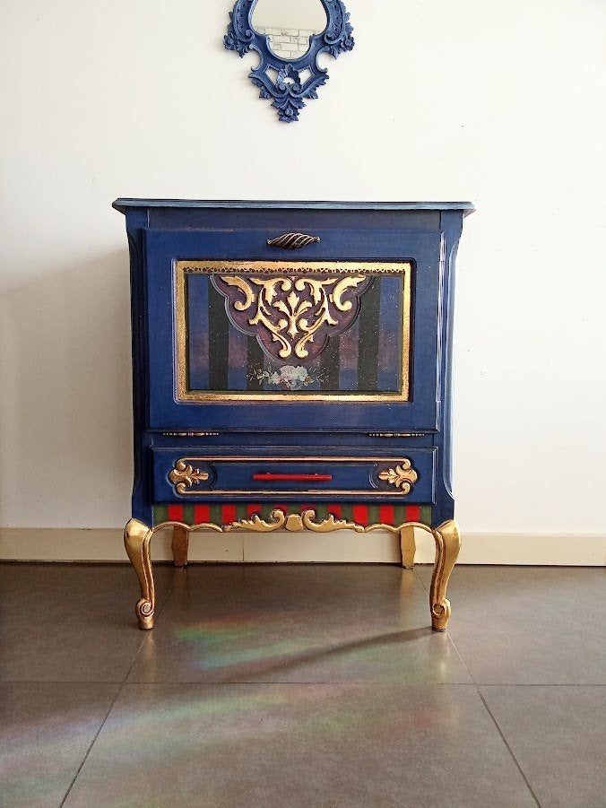 Antieke houten barkast, Ophalen