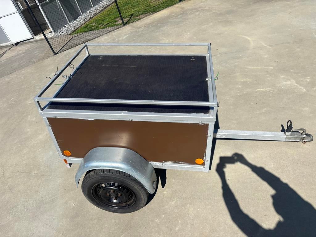 Aanhangwagen gesloten in zeer goede staat, Ophalen, Zo goed als nieuw