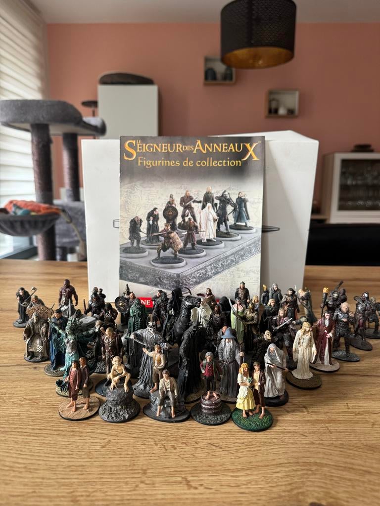 Les 53 premières figurines en plomb Seigneur des Anneaux, Hobby & Loisirs créatifs, Enlèvement, Comme neuf, Figurine(s)