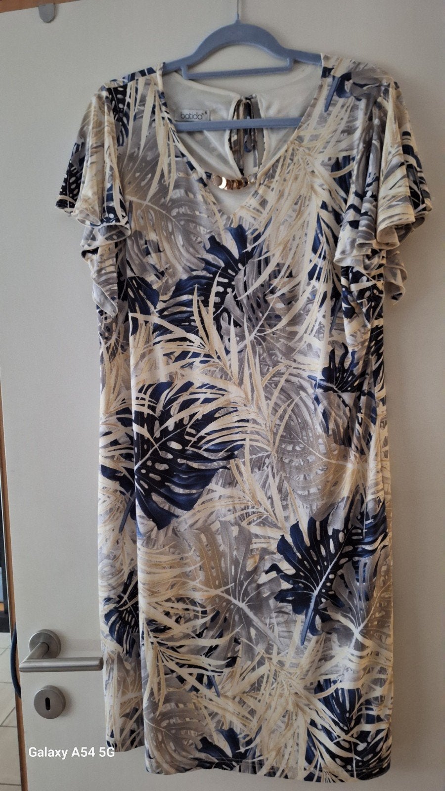 kleed, batida, maat 44 .  30 euro, Ophalen, Maat 42/44 (L)