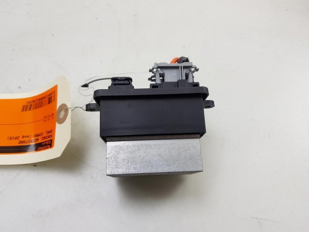 KACHELWEERSTAND Opel Combo Cargo (01-2018/04-2021), Gebruikt, Opel