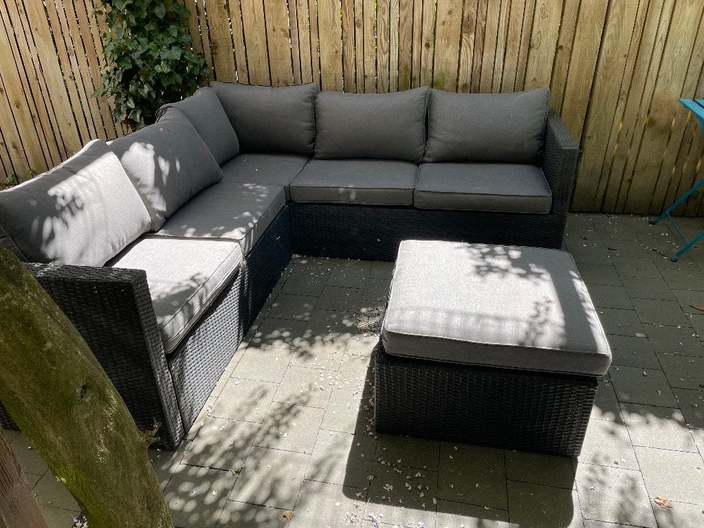 Louncheset met kussens, Rotin, Table d'appoint, 5 places, Comme neuf