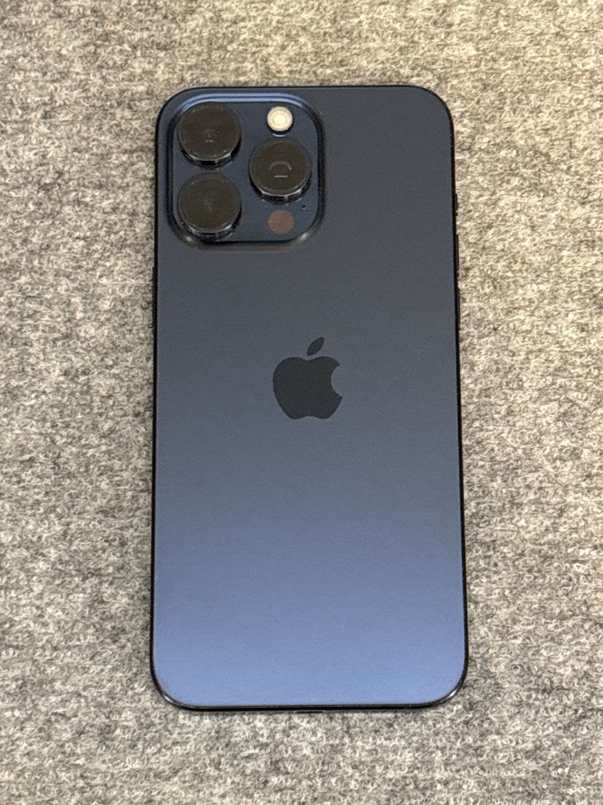 Iphone 15 Pro Max, Enlèvement, Comme neuf, IPhone 15