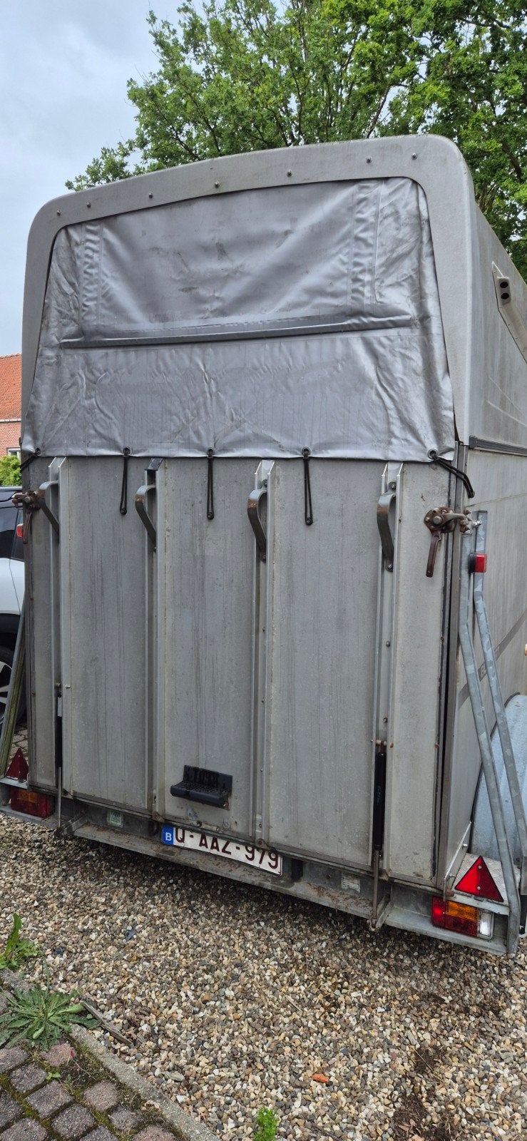 trailer met zadelkamer voor 2 paarden., Animaux & Accessoires, Chevaux & Poneys | Semi-remorques & Remorques, Enlèvement
