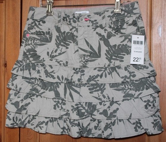 Jupe kaki Okaïdi neuve tropicale – 12 ans, Neuf, Robe ou Jupe, Fille, Okaïdi