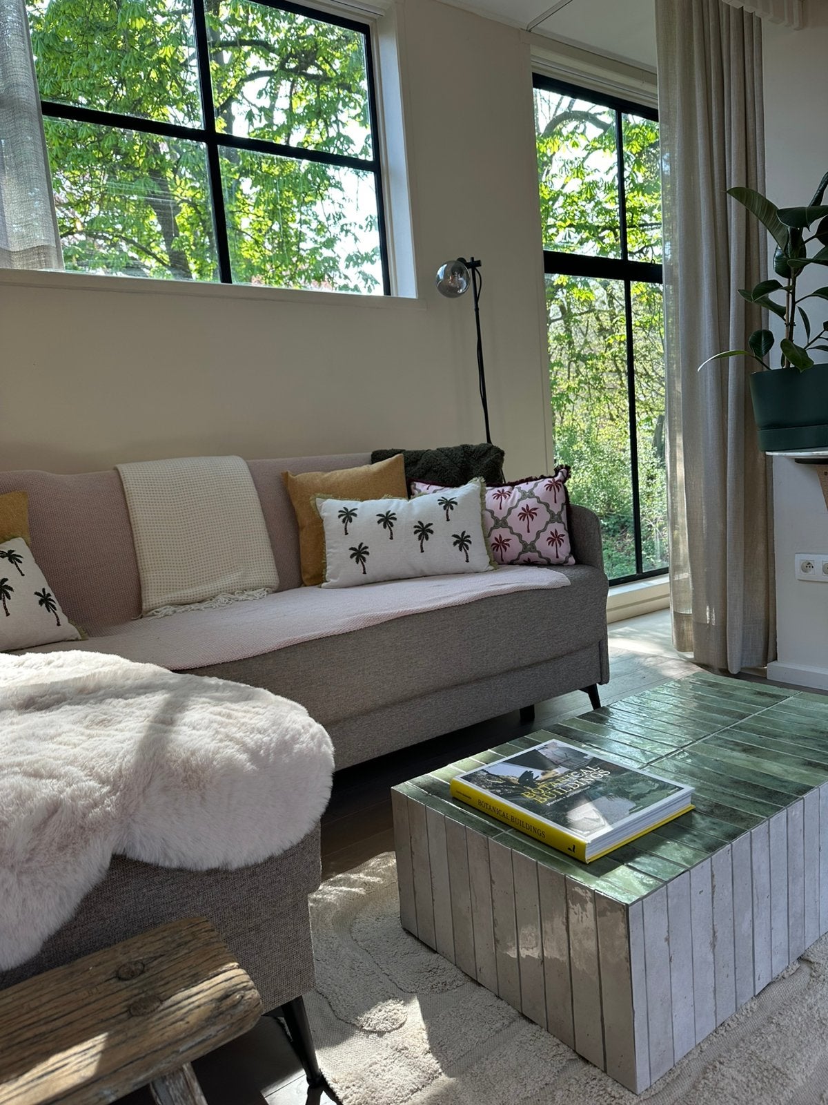 Tiny house