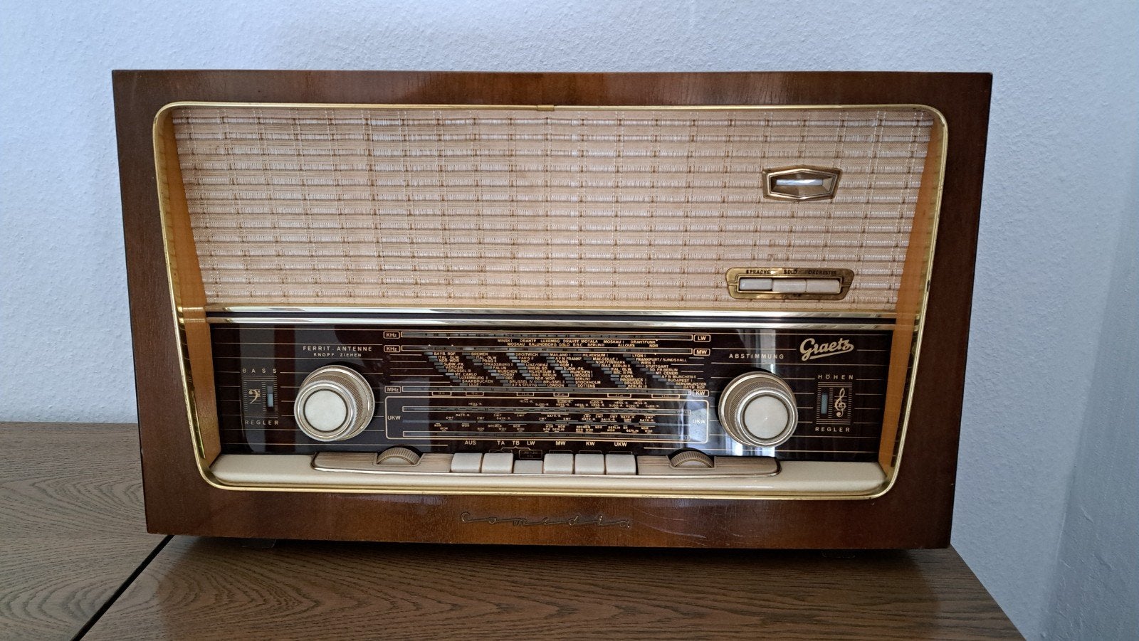 Oude radio, Ophalen, Radio