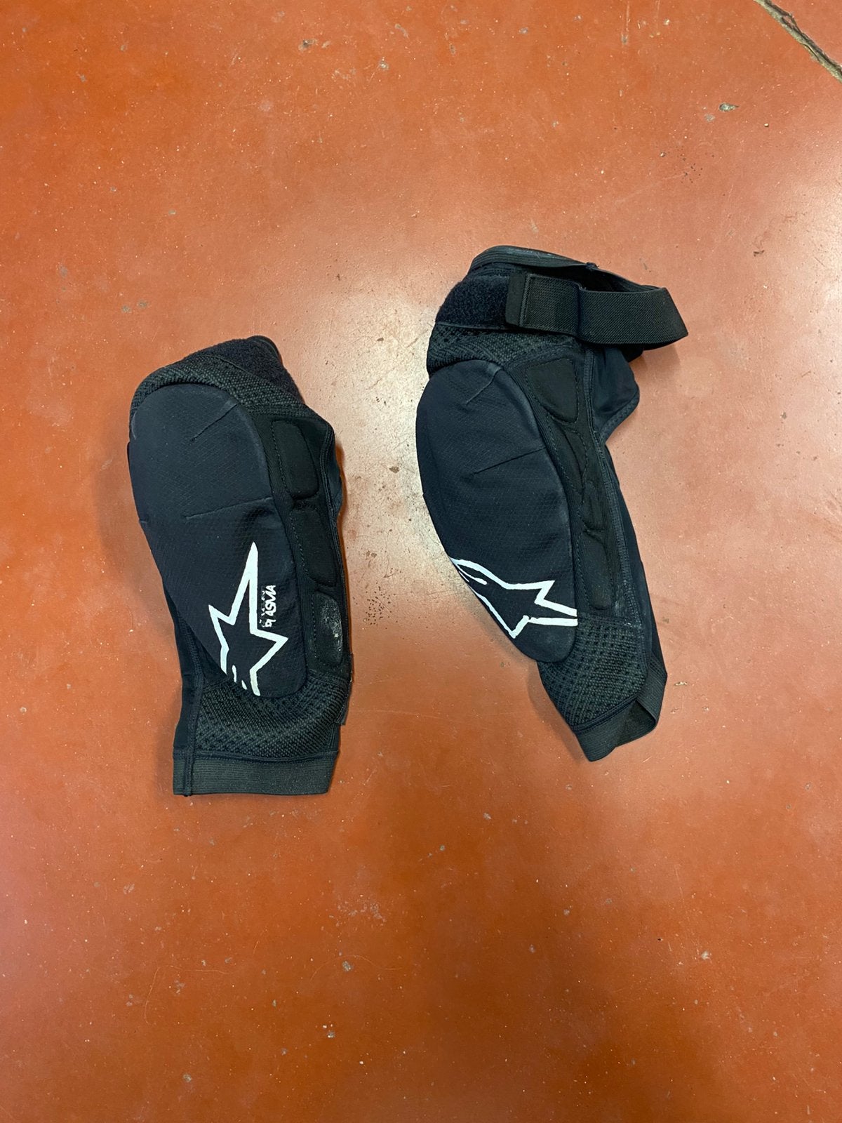 Alpinstars knie protector kinderen, Motoren, Ophalen, Kinderen