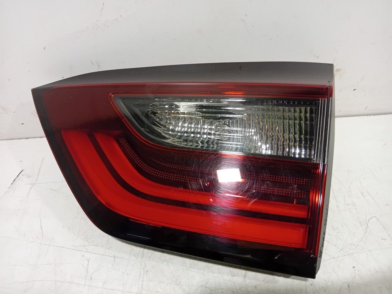 Achterlicht kofferdeksel achterklep rechts Honda Jazz, Onderdelen@venauto.nl, Ettenseweg 76, 4706 PB Roosendaal, The Netherlands