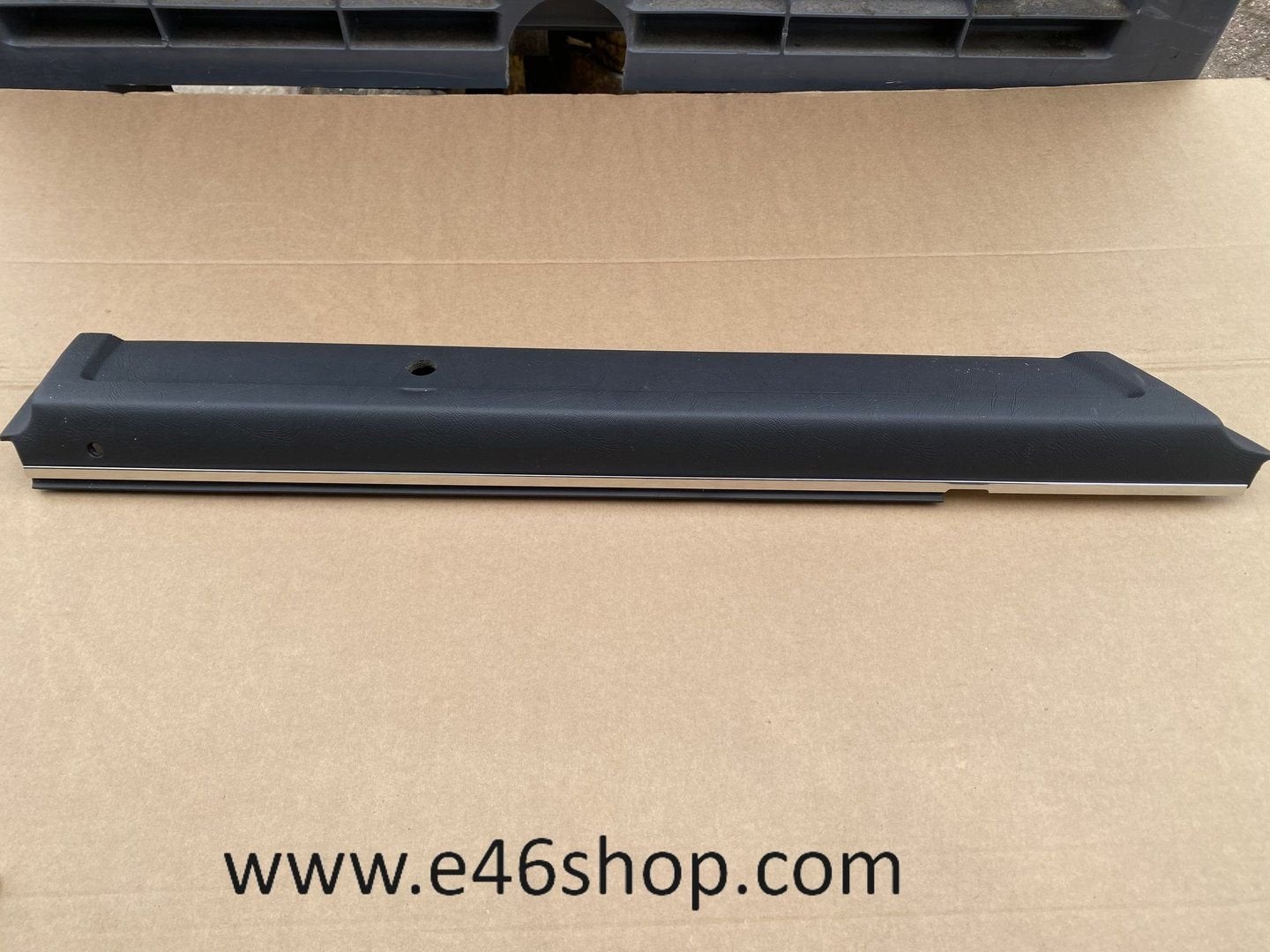 BMW 7 SERIE E32 DEURLIJST LINKS ACHTER OEM 51421848449 NIEUW, Auto-onderdelen, Interieur en Bekleding, -, -, Nieuw, Ophalen of Verzenden