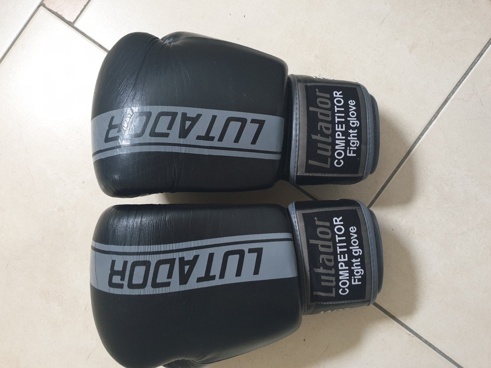 Gants de boxe professionnels en cuir 14 oz — Lutador, Enlèvement
