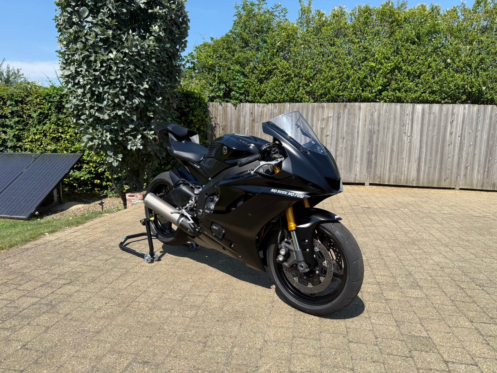 Yamaha r6 2024 circuitmoto, Motos, Motos | Yamaha, Plus de 35 kW, Contrôle de traction, Super Sport, 4 cylindres