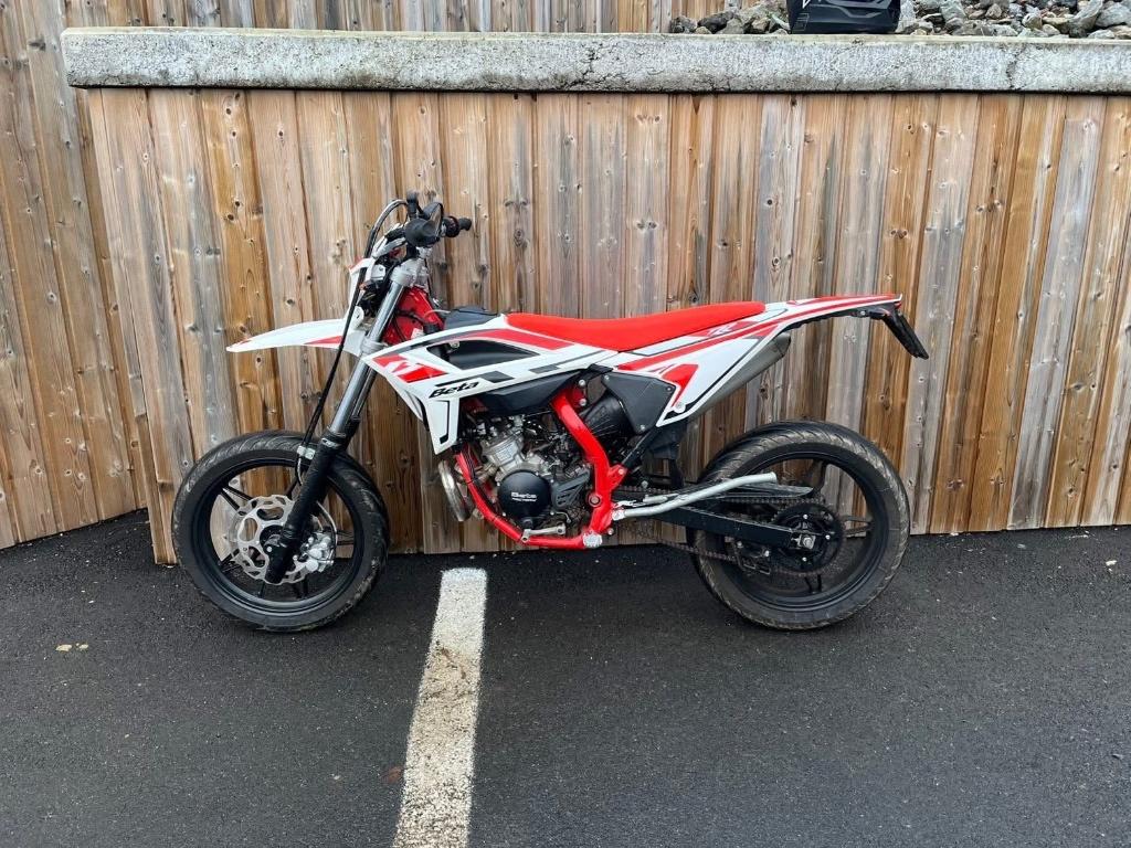 Moto bêta SPM sport  50cc, Motos, Enlèvement, Jusqu'à 11 kW