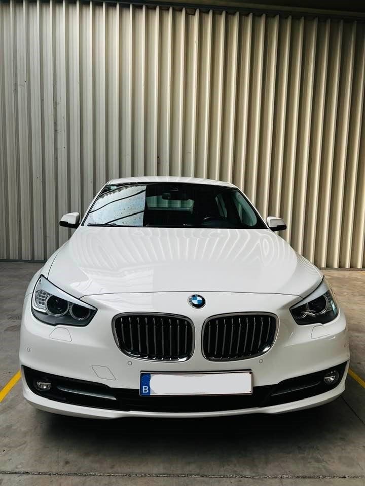 BMW GT Lichte Vracht BTW aftrekbaar, Auto's, BMW, Bedrijf, 5 Reeks GT, Diesel, Euro 6, Overige carrosserie, Automaat, Wit, Zwart